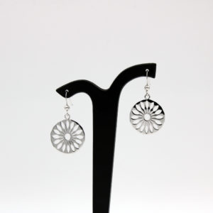 Boucles d'oreilles crochet de fleur en argent